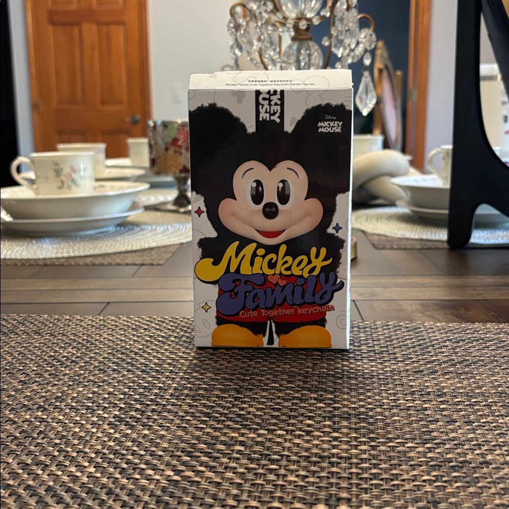 Pop Mart Mickey And Family Cute Together Pluto